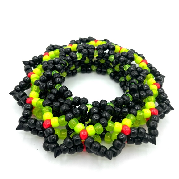 🖤🧪 “Toxic Urchin” Kandi Cuff - Picture 2 of 4